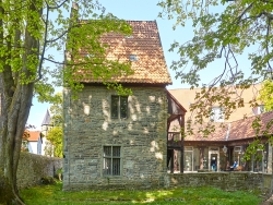 Romanisches Haus am Burghofmuseum